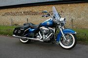 Picture 11 - 2009 Harley-Davidson Touring FLHRC 1584 Road King Classic motorbike