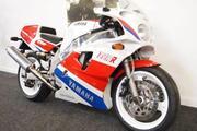 Picture 2 - Yamaha Motorbike FZR 750 OWO1 EXUP PRISTINE motorbike