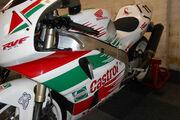 Picture 4 - Honda RC45 RVF750R motorbike