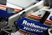 Picture 5 - Honda NSR250 MC28 SP motorbike