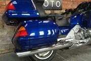 Picture 6 - 2001 Honda GL 1800 cc GL1800SE-1 ABS Goldwing motorbike