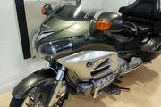 Picture 2 - Honda GL 1800 GoldWing Deluxe 1800 Tourer motorbike