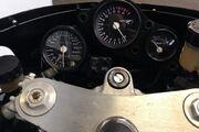 Picture 5 - Honda RC30 VFR750R – Stunning Modern Classic motorbike
