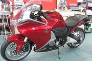 Picture 2 - Honda VFR1200F - 0 miles Save a whopping £2600 off the new price motorbike