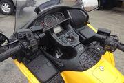 Picture 7 - Honda 1800 GL Gold Wing Deluxe 1.8L 6 cylinders 117HP motorbike