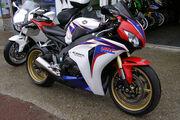 Picture 2 - 2010 Honda Fireblade CBR 1000 RR HRC Edition motorbike