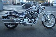 Picture 10 - Victory Motorcycle Vegas Jackpot in Pearl White with Extreme Graphics motorbike