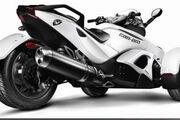 Picture 2 - Can-Am Spyder RS SE5 Trike. Ride on a car licence motorbike