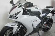 Picture 5 - 2014 Honda CBR1000RR Fireblade motorbike