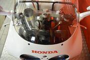 Picture 5 - Honda VFR 750 RC30 R-J 1989 motorbike