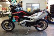Picture 10 - Husqvarna SMS SMR 630 2011 motorbike