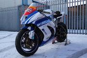 Picture 3 - Kawasaki 2013 zx10 zx10r Superstock BSB race track bike Brembo K-tech motorbike