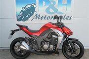 Picture 4 - Kawasaki ZR1000 FEF 14 motorbike