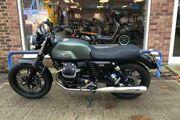 Picture 5 - Moto Guzzi V7 Stone 750 motorbike