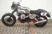 Picture 2 - Moto Guzzi V7 Cafe Racer Silver motorbike