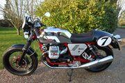 Picture 3 - Moto Guzzi V7 Racer, 2300 Miles, 2 Owners, FSH, Stunning motorbike