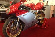 Picture 2 - 2000 MV Agusta F4 750 F4 ORO Sports Bike motorbike