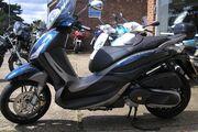 Picture 3 - Piaggio Beverly 350 Touring Scooter motorbike