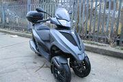 Picture 6 - Piaggio MP3 300 Yourban Sport LT motorbike