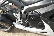 Picture 10 - Suzuki GSX-R750 L4 motorbike