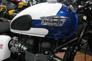 Picture 4 - Triumph Bonneville T100 T214 limited edition in stock now motorbike