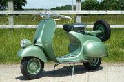 Picture 4 - 1951 Vespa 125 motorbike