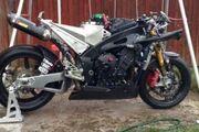 Picture 4 - 2010 Yamaha R1 race, track bike motorbike