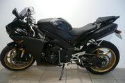 Picture 4 - 2011 Yamaha YZF R1 motorbike
