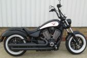 2014 Victory High Ball...one owner...500 miles.....stage one pipes for sale