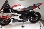 Picture 2 - Yamaha YZF-R6 2013 50th Anniversary R6 motorbike
