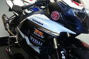 Picture 2 - 2010 Suzuki GSXR 1000 L0 Dark Dog Leon Haslam Race Replica, Signed motorbike