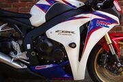 Picture 3 - 2010 Honda CBR1000RR HRC 1000cc Supersport motorbike