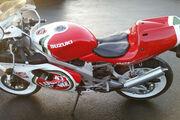 Picture 7 - Suzuki RGV250 SP VJ23A motorbike