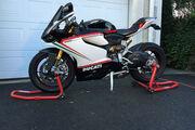 Picture 5 - Ducati Panigale 1199s Tricolore Nero £££s spent on extras motorbike