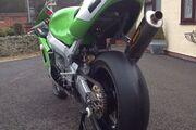 Picture 5 - Chris Walker's 1999 BSB Kawasaki ZX7RR race bike British Superbike motorbike