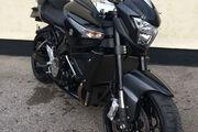 Picture 9 - Suzuki GSX 1300 BK8 B King motorbike
