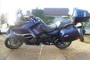 Picture 10 - Triumph Trophy SE Pacific Blue motorbike