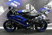 Picture 6 - Yamaha YZF R6, 2050 miles, Akrapovic Exhaust motorbike