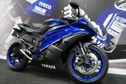 Picture 8 - Yamaha YZF R6, 2050 miles, Akrapovic Exhaust motorbike