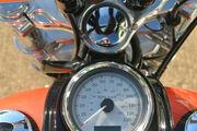 Picture 8 - Harley-Davidson FXDWG Dyna Wide Glide Only 2400 Miles Stacked With Extras motorbike
