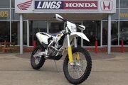 Picture 3 - Husqvarna FE350 2015 White motorbike