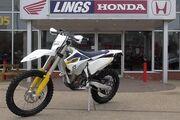 Picture 4 - Husqvarna FE350 2015 White motorbike