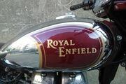 Picture 6 - Brand New Royal Enfield Classic Maroon & Chrome, 500cc, EFI Classic motorbike
