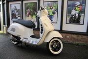 Picture 2 - Vespa GTS300i Super 2014 motorbike