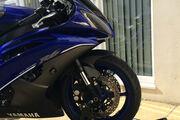 Picture 5 - 2013 Yamaha YZF R6 Race Blue (lowered) motorbike