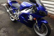 Picture 3 - 1998 Yamaha YZF-R1 in blue motorbike