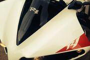 Picture 6 - 2014 Yamaha YZF R1 14 B Cross Plane Big Bag motorbike
