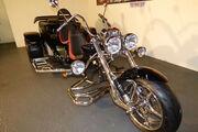 Picture 3 - Boom Mustang ST1 Thunderbird Touringback Trike 2012 motorbike