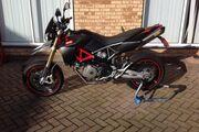 Picture 4 - Dorsoduro 750 Aprilia Factory motorbike