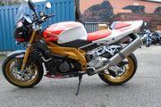 Picture 4 - 2009 Aprilia Tuono Factory Red And White Ohlins Akrapovic motorbike